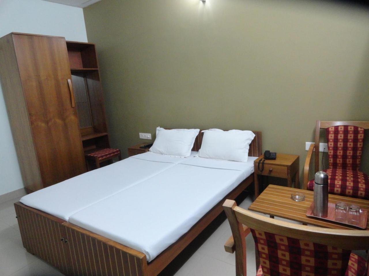 Hotel Madikeri Heritage Kültér fotó